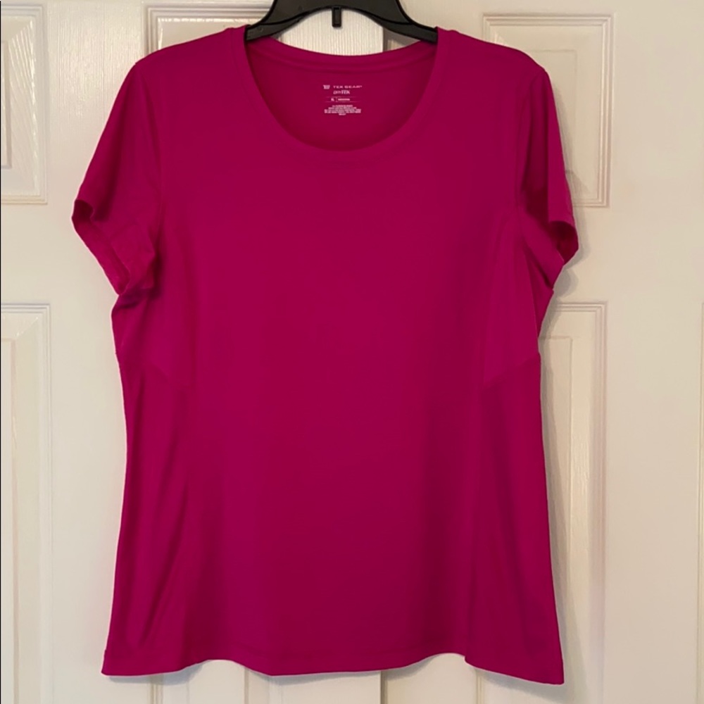 ⭐️ 3 for $15 - Tek Gear Pink Workout Tee